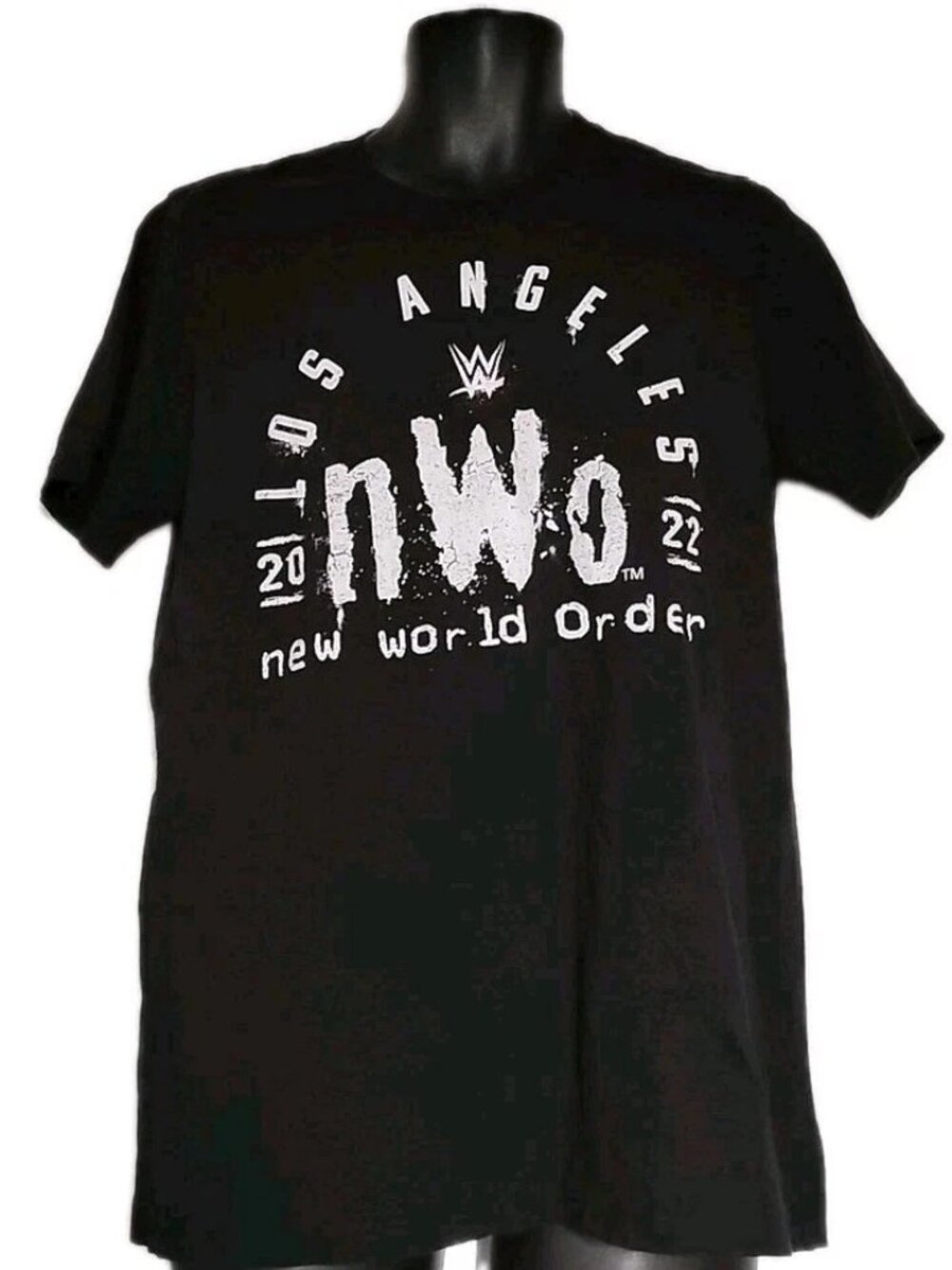 WWE Los Angeles nWo 2022 T-shirts Size L